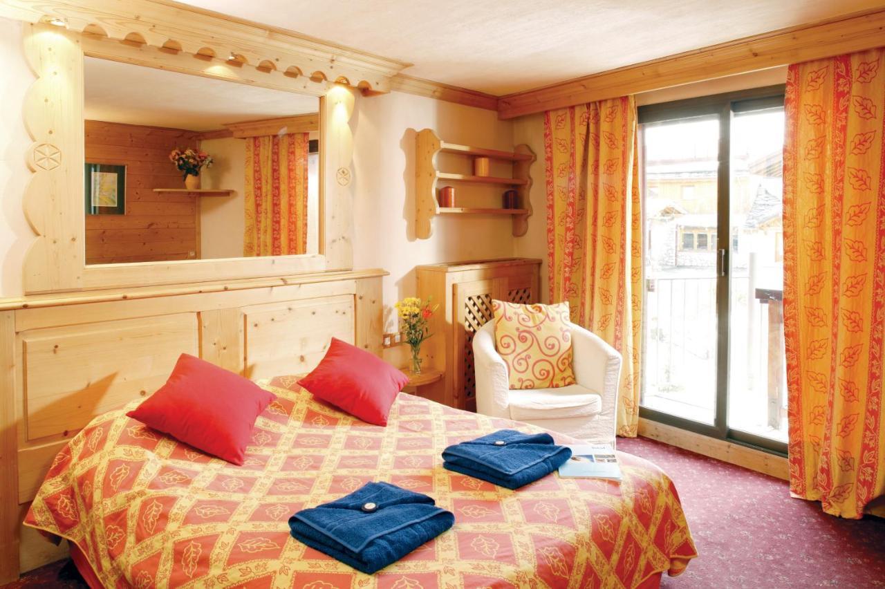 Coq De Bruyere Hotell Courchevel Exteriör bild