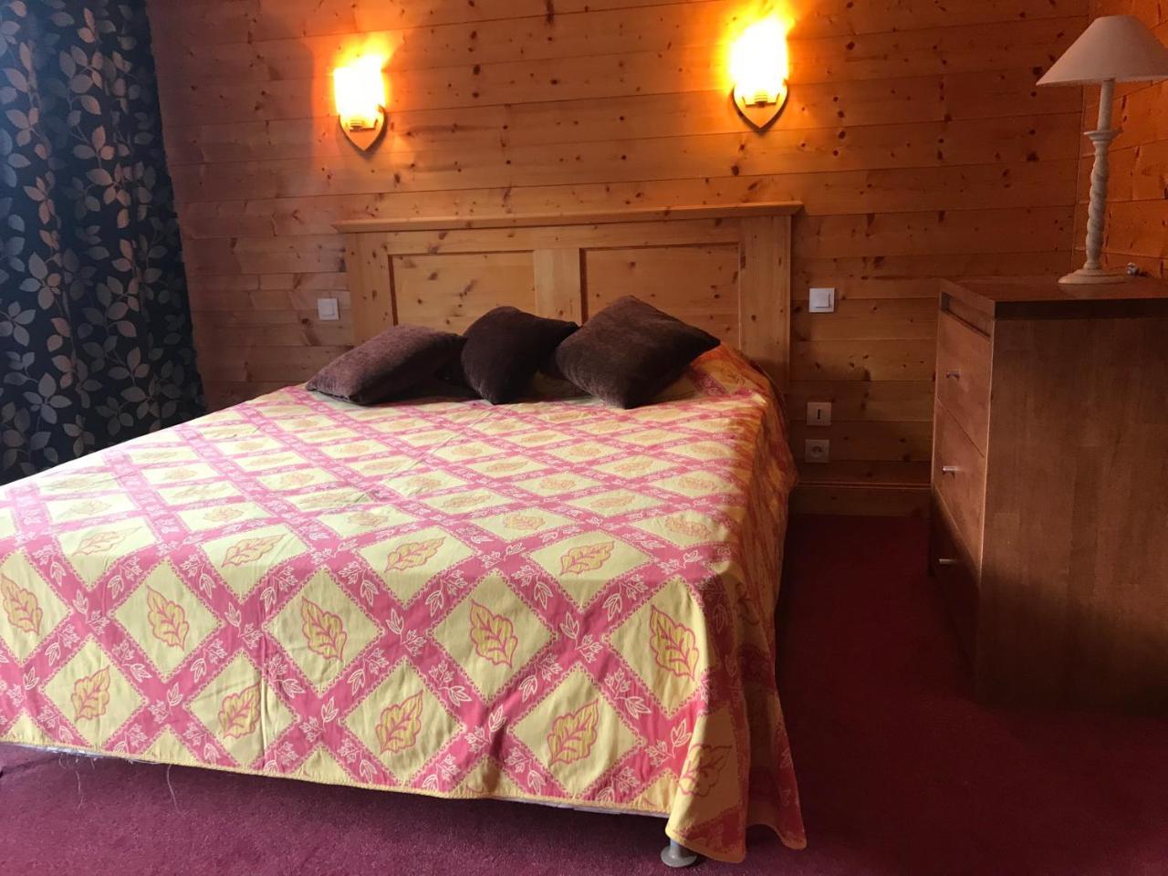 Coq De Bruyere Hotell Courchevel Exteriör bild